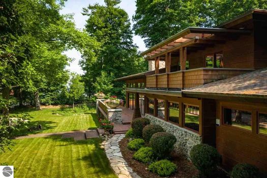 8880 Peninsula Drive (10)