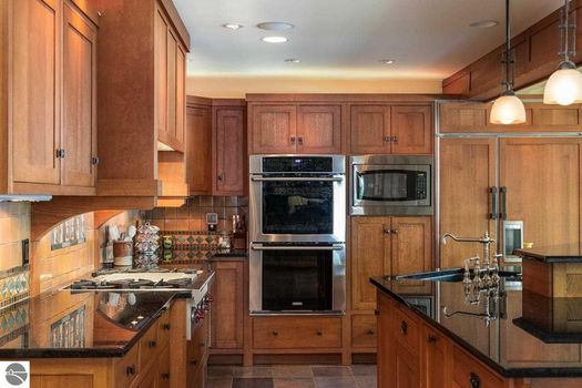 8880 Peninsula Drive (24)