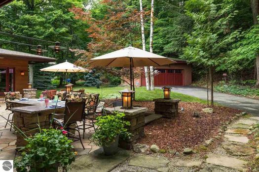 8880 Peninsula Drive (41)