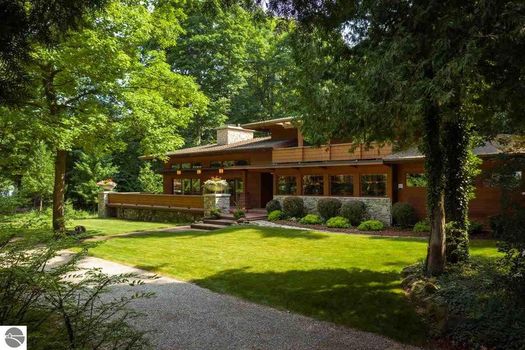 8880 Peninsula Drive (6)