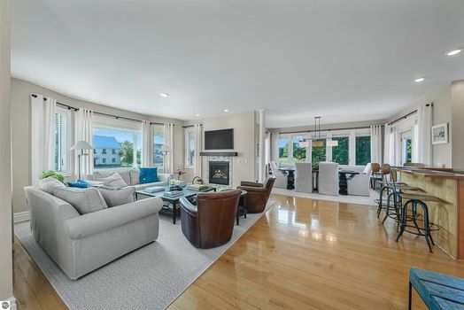 15393 Old Bluff Trail (26)