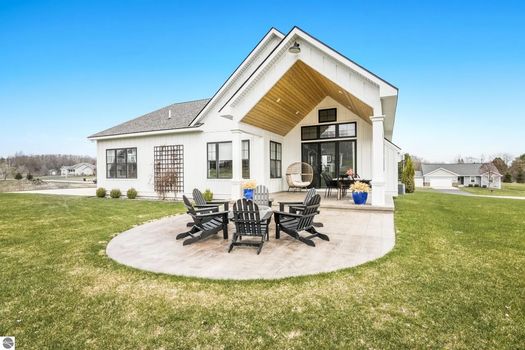5069 Stonefield Dr (3)