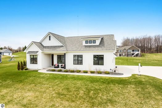 5069 Stonefield Dr (46)
