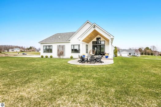 5069 Stonefield Dr (48)