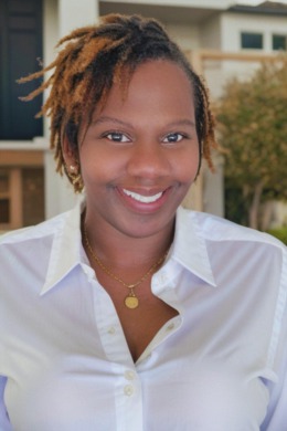 Michelle Smith Headshot