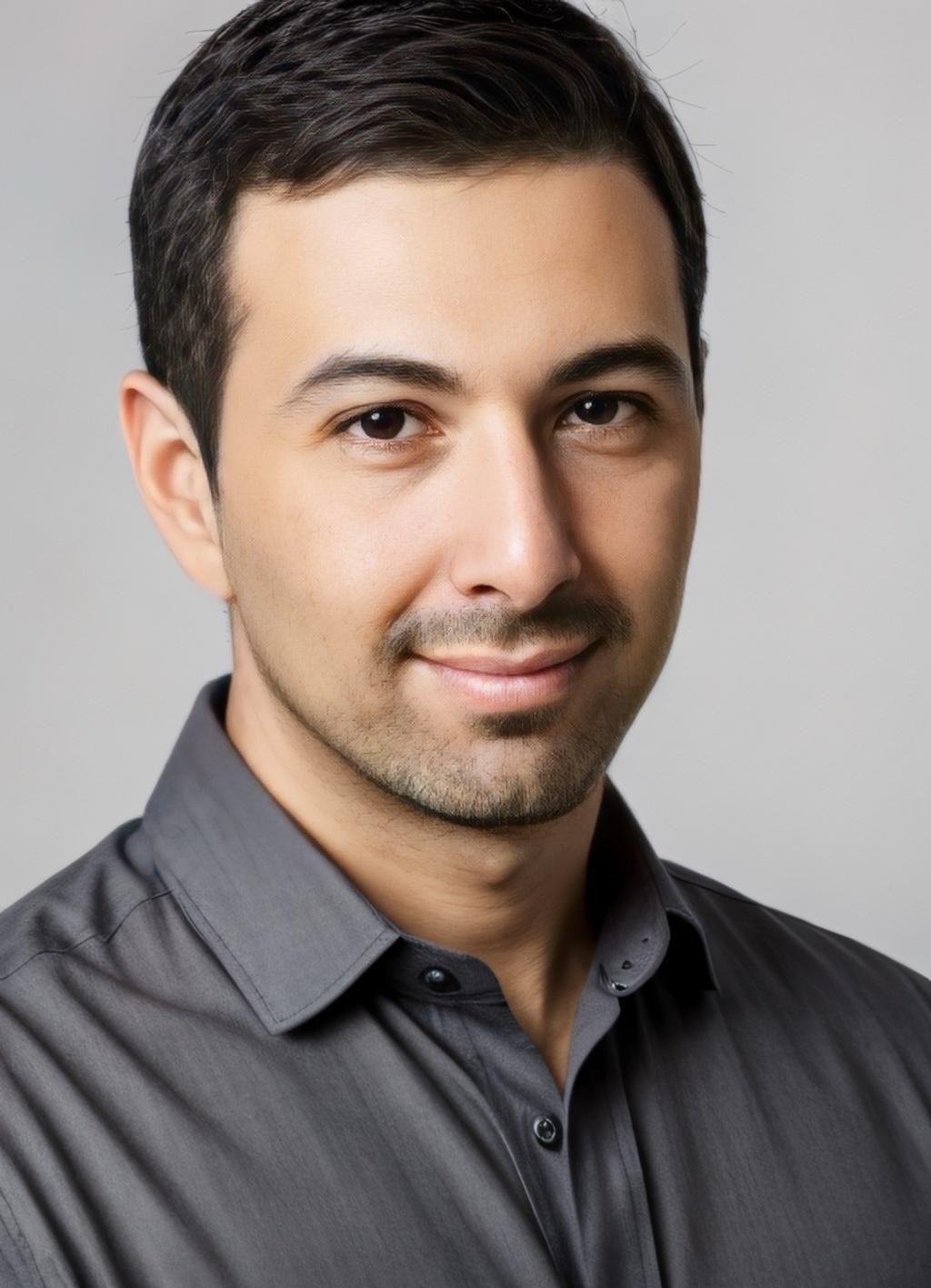 Nazer, Nassrat Headshot