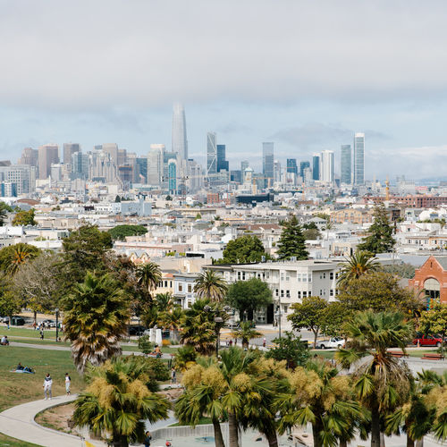 Who are the best real estate agents near popular neighborhoods in San Francisco?