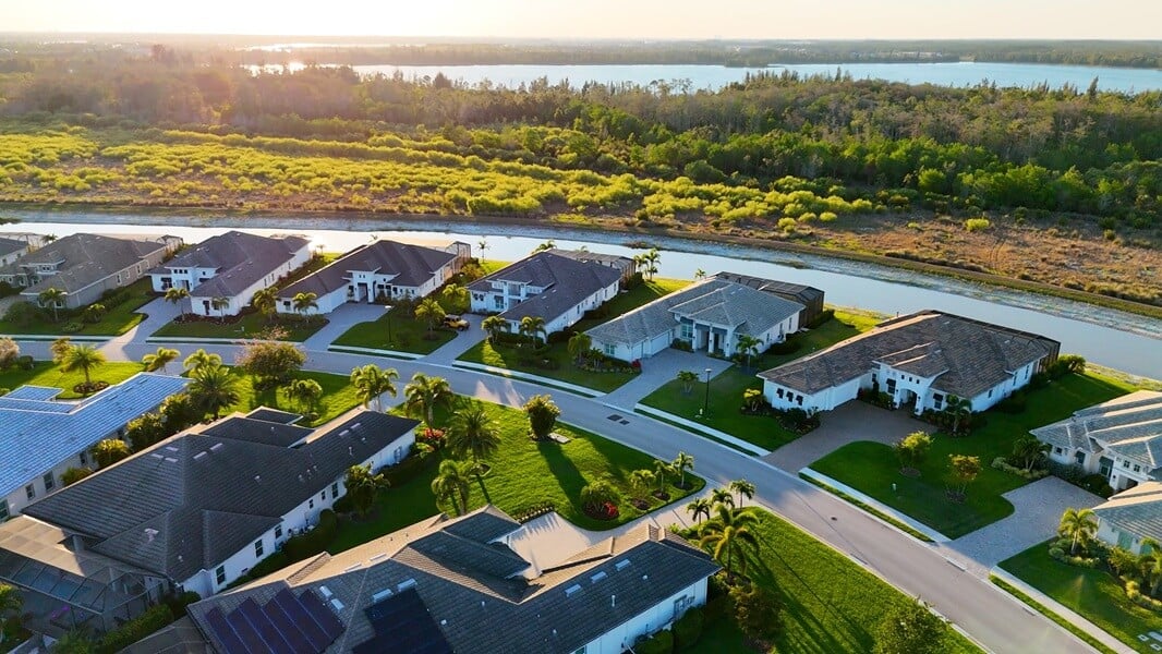 Florida luxury housing neighborhood