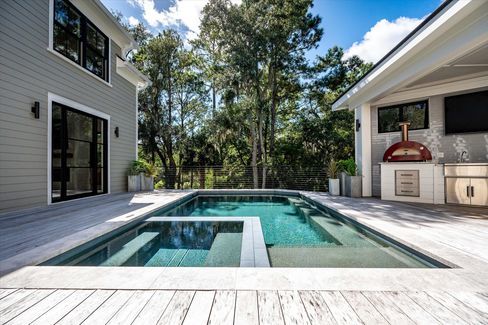 054-153 King George_e_f_Lowcountry_Exposure-16