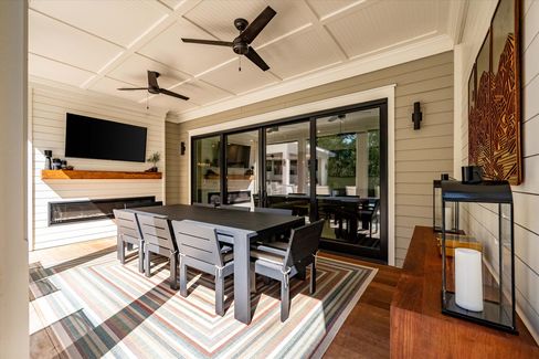 064-153 King George_e_f_Lowcountry_Exposure-18