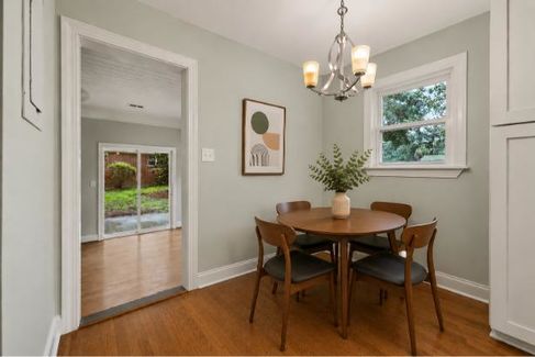 Dining 1 - Virtually Staged