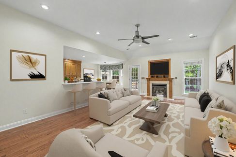 Living Area 2 - View 1