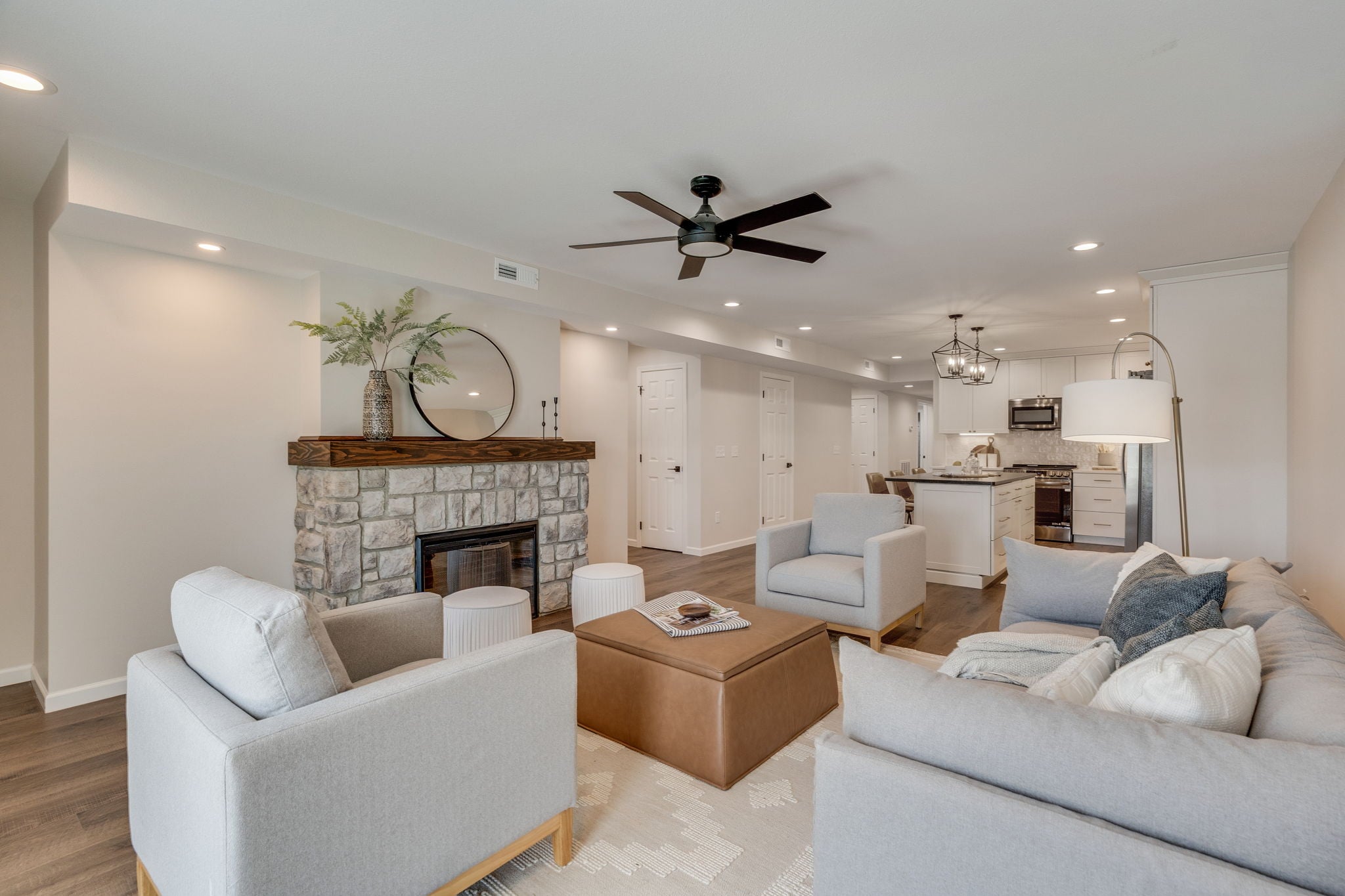 Join County Cottage Realty in St. Louis