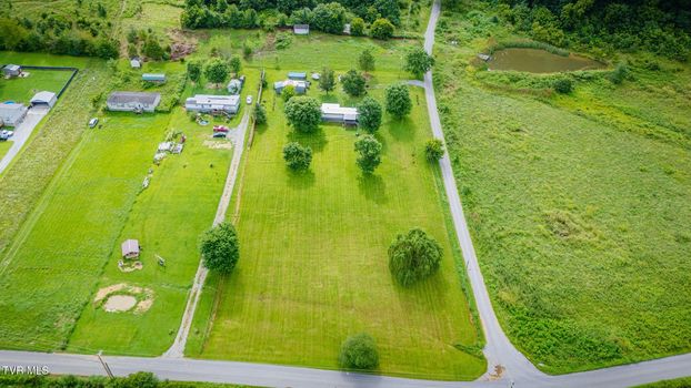 570 Happy Valley Road (27)