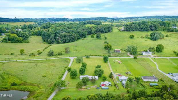 570 Happy Valley Road (30)