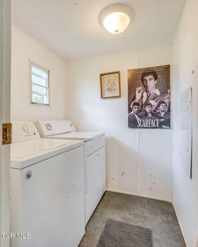 570 Happy Valley Road (8)