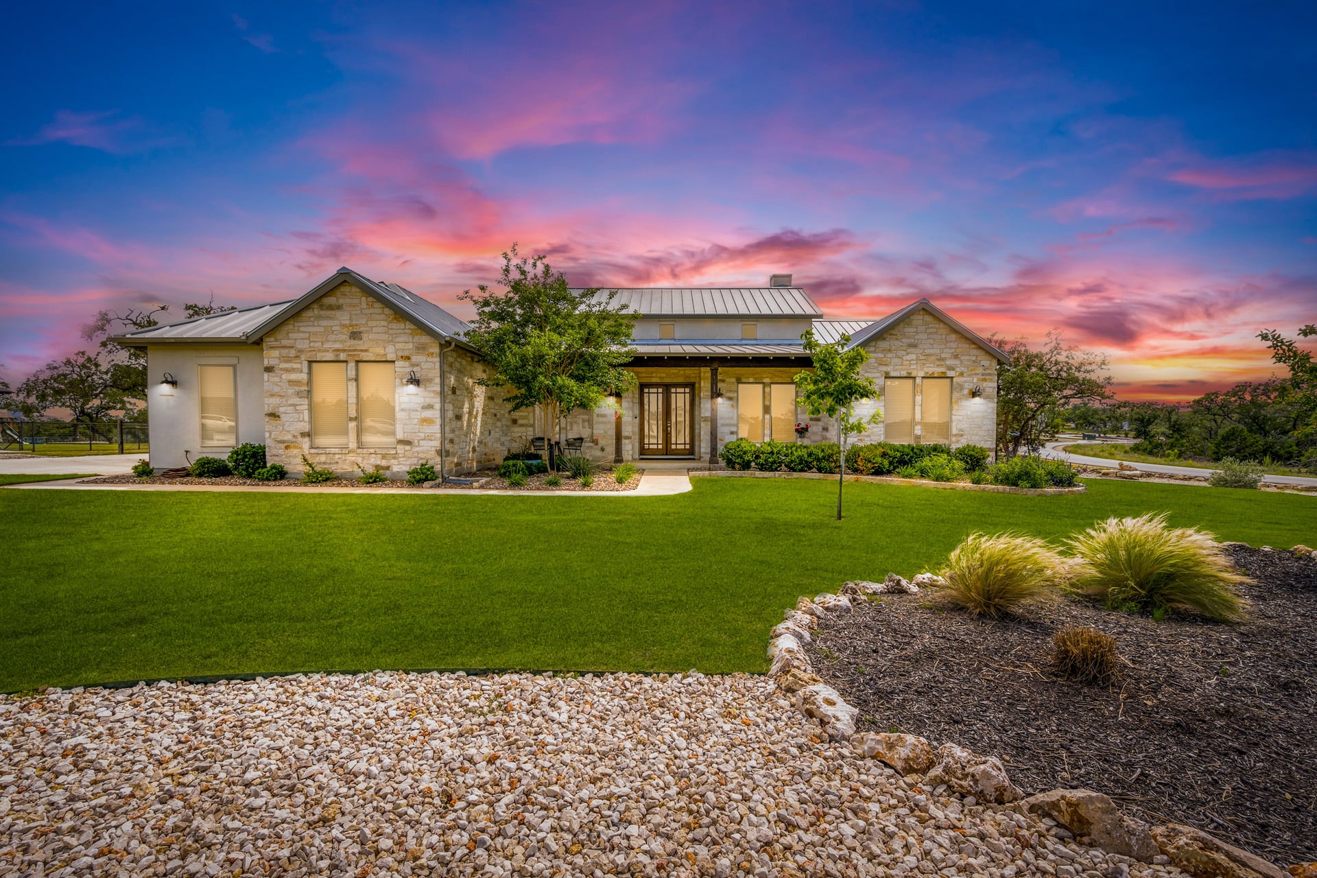 Dallas,,Texas,-,May,30th,2023:,A,Home,At,Sunset