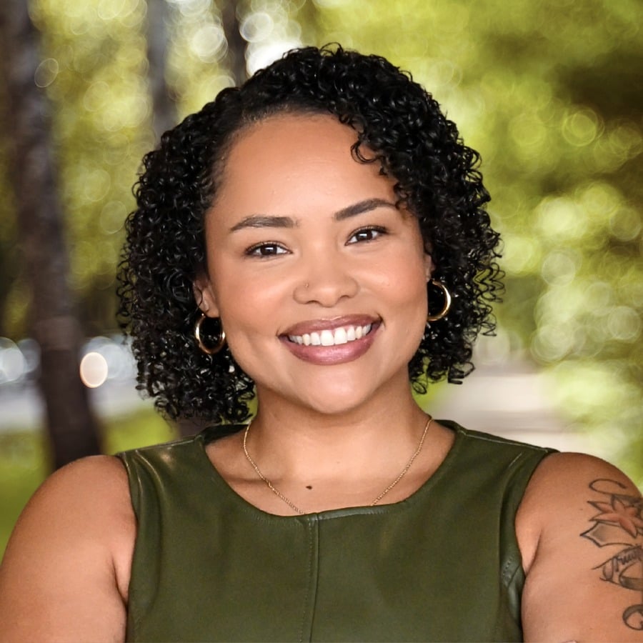 Tenisha Smith