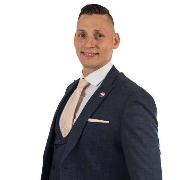 Mathew Saparito