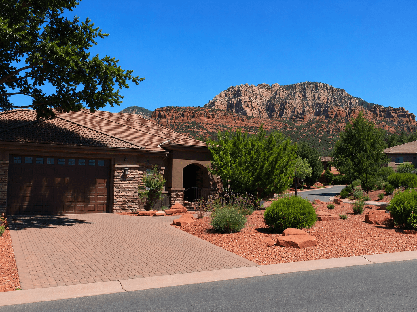 Southwestern garden and Mediterranean home, Canyon Mesa