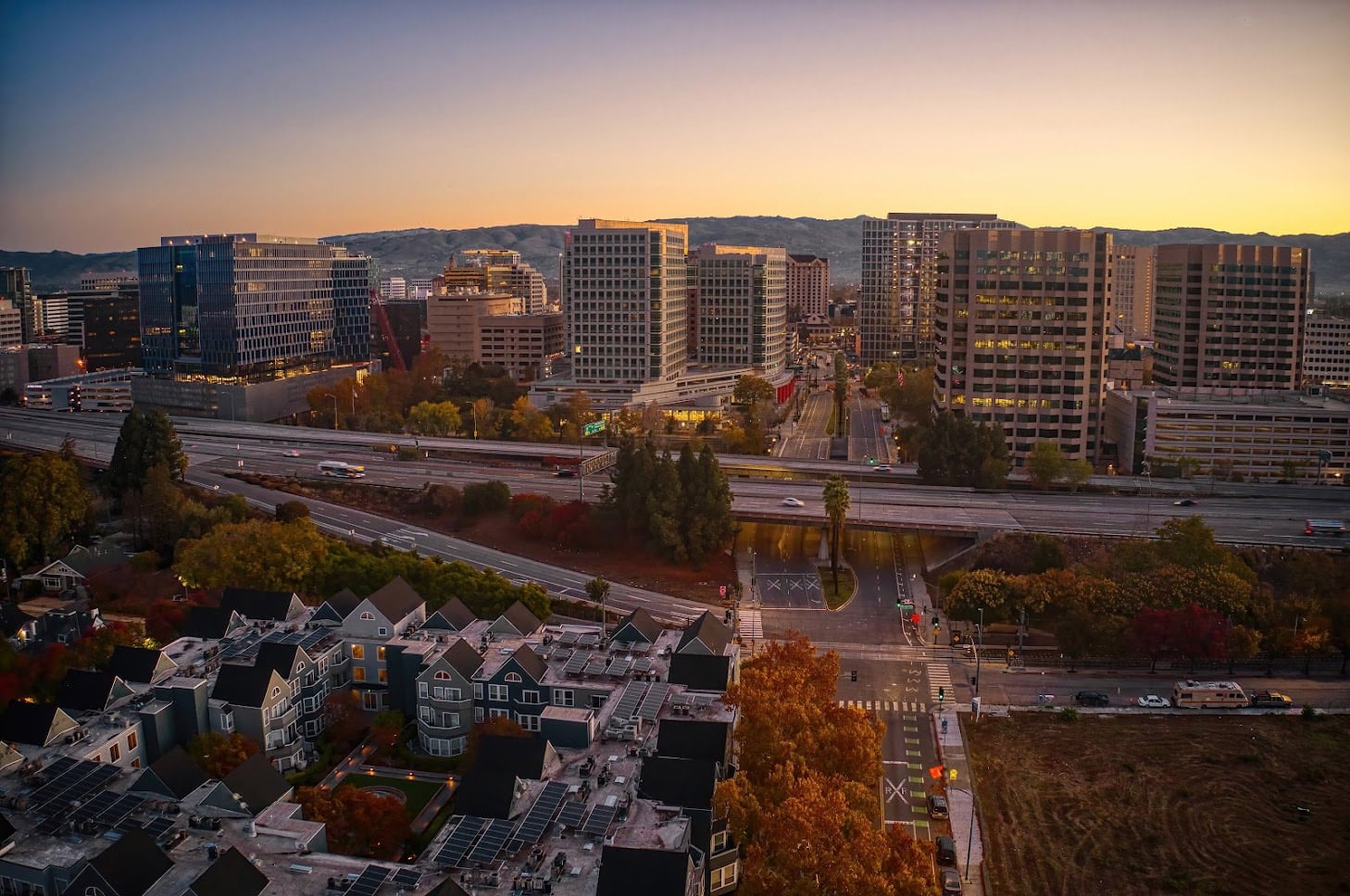 Aerial-View-of-San-Jose,-California-at-Sunrise