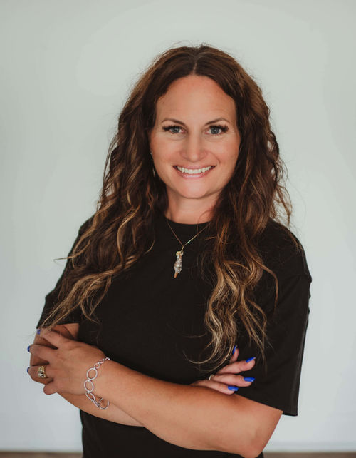 Gina Cramer profile professional image