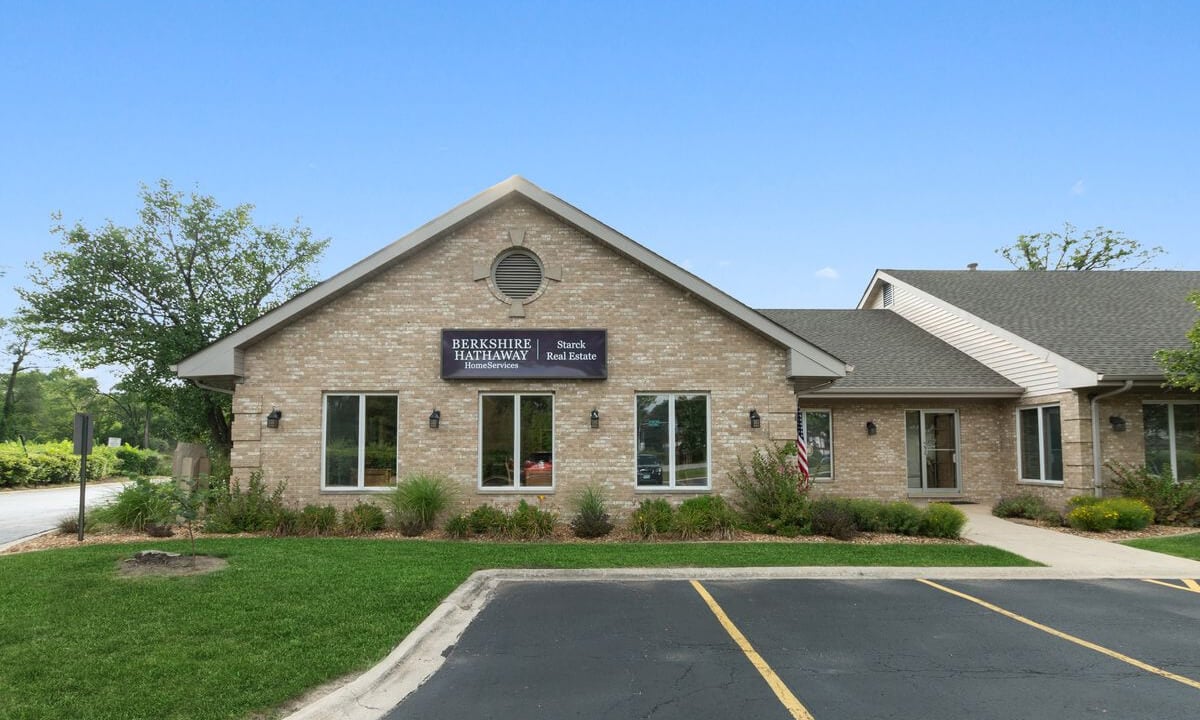 PalosPark_8100W119thSt_Ste100_HiRes