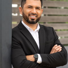 Alex Velazquez