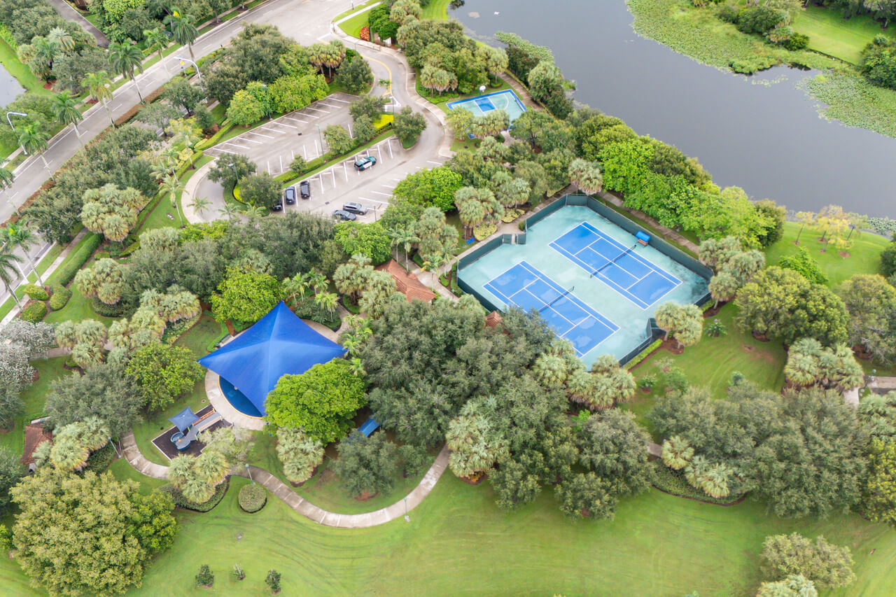 tennis-courts-and-playground
