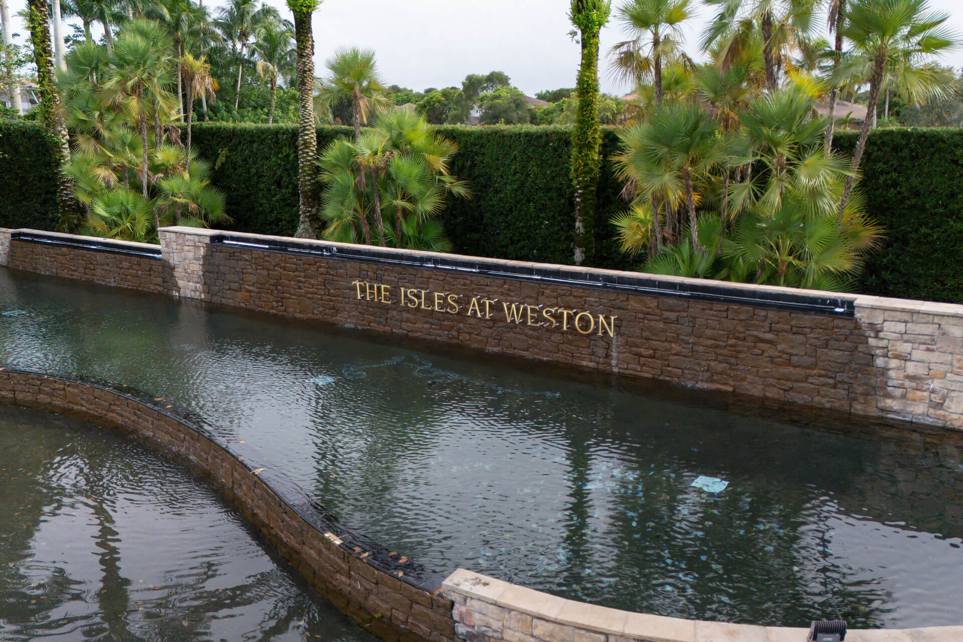 water-feature-with-sign
