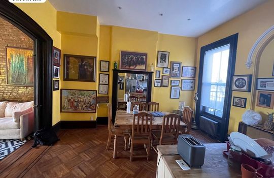 Montfort-Real-Estate-Stanley-Montfort-NewYork-Real-Estate-Agent-Brownstones