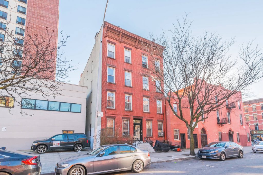 308 Kosciuszko Street Brownstone & Rowhouse Specialist Montfort