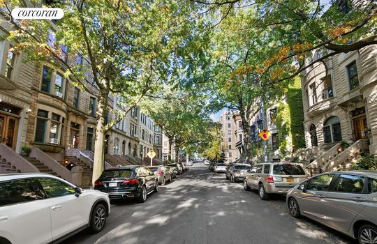 Montfort-Real-Estate-Stanley-Montfort-NewYork-Real-Estate-Agent-Brownstones