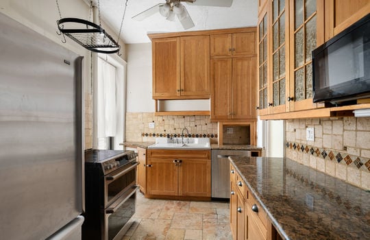 4. kitchen