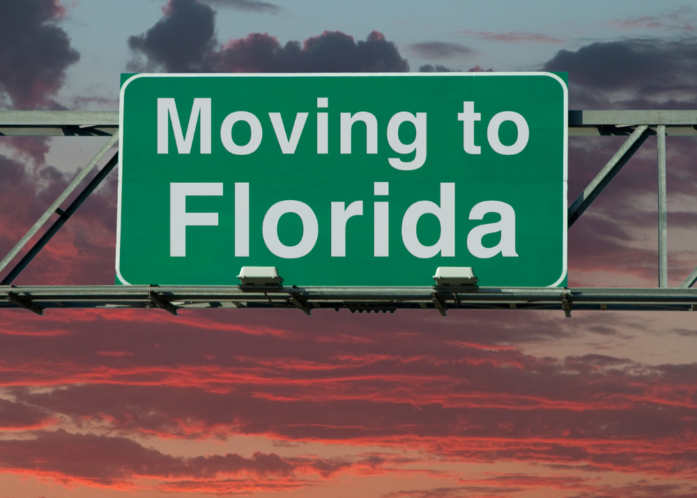 If you're moving to Sarasota, be sure to check out these helpful tips for a smooth transition! From packing supplies to finding a Sarasota realtor, we've got you covered.