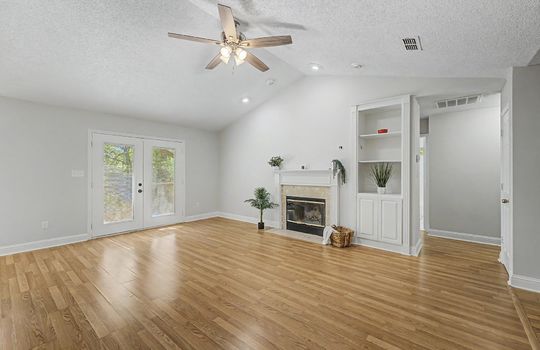 10-2044 Cloudland Dr-10