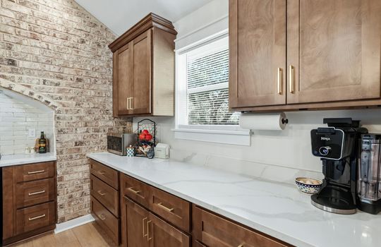 15-902 Circle Dr-15