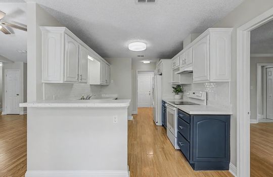 16-2044 Cloudland Dr-16