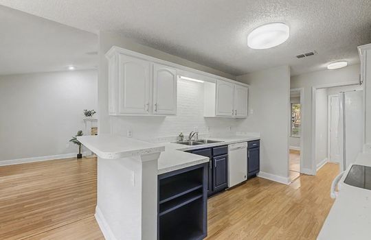 17-2044 Cloudland Dr-17