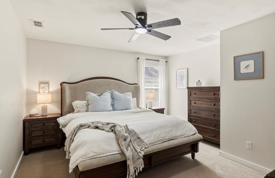 22-902 Circle Dr-22