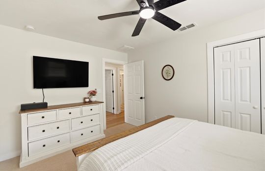 30-902 Circle Dr-30