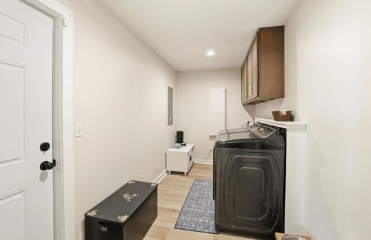 38-902 Circle Dr-38