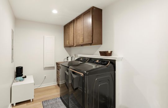 39-902 Circle Dr-39