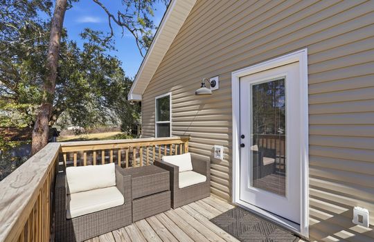 41-902 Circle Dr-41