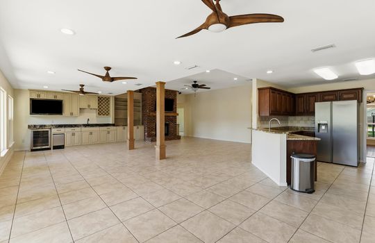 029-236 Windward Dr-29