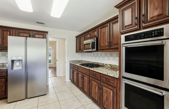 032-236 Windward Dr-32
