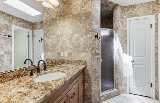 041-236 Windward Dr-41