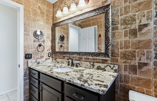 055-236 Windward Dr-55