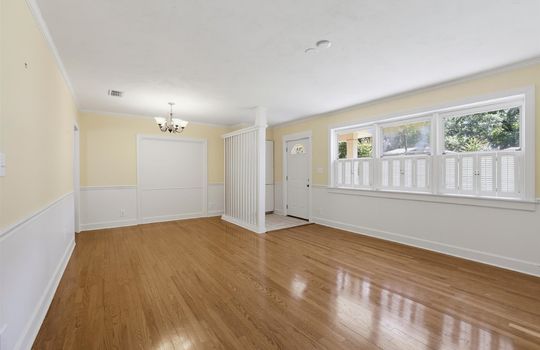 019-2108 Spence Ave-17