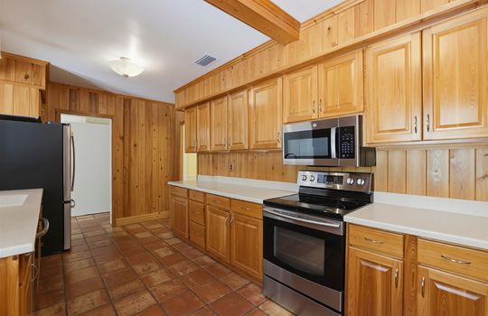 030-2108 Spence Ave-26